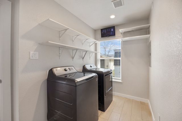 9966 Chireno Street, Dallas, TX 75220