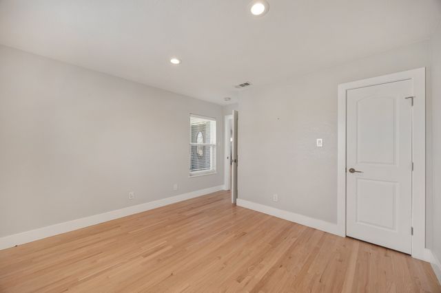 9966 Chireno Street, Dallas, TX 75220