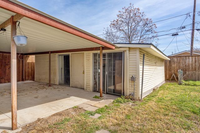 9966 Chireno Street, Dallas, TX 75220