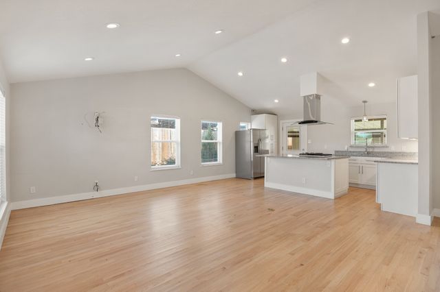 9966 Chireno Street, Dallas, TX 75220