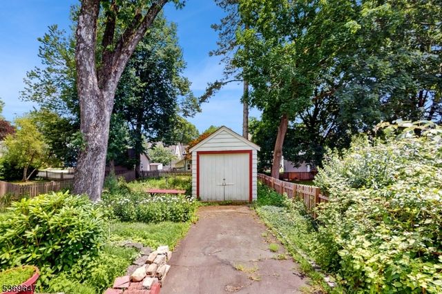 4 Yale Ter, West Orange Twp., NJ 07052