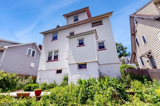 4 Yale Ter, West Orange Twp., NJ 07052