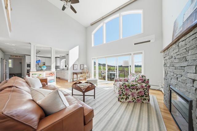 149 Elcy Lane, Charlotte, VT 05445