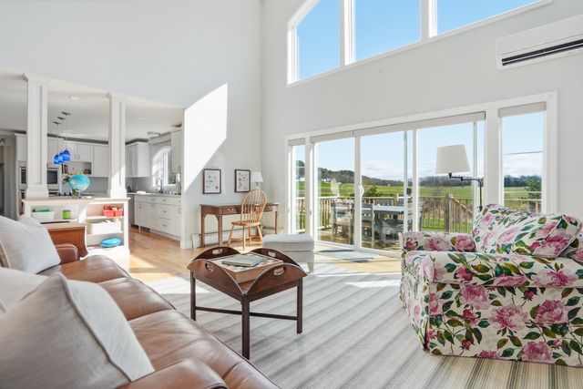 149 Elcy Lane, Charlotte, VT 05445