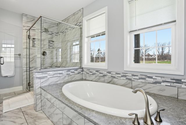 149 Elcy Lane, Charlotte, VT 05445