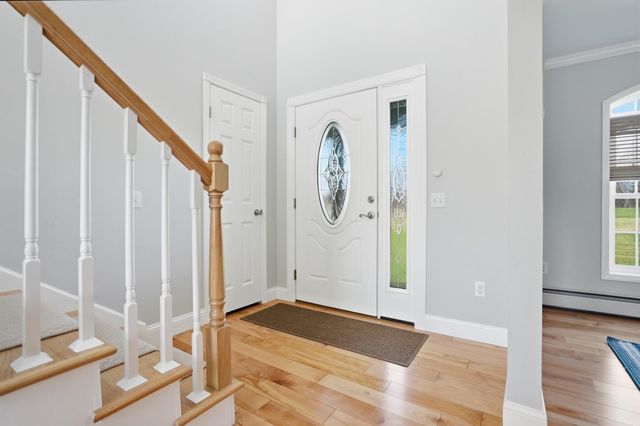 149 Elcy Lane, Charlotte, VT 05445