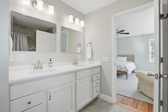149 Elcy Lane, Charlotte, VT 05445