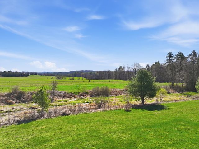149 Elcy Lane, Charlotte, VT 05445