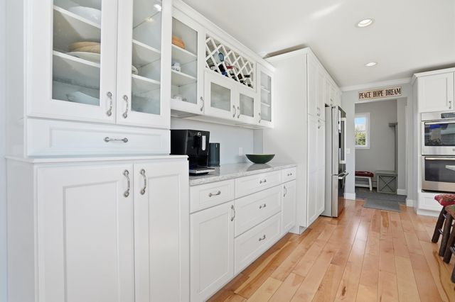 149 Elcy Lane, Charlotte, VT 05445