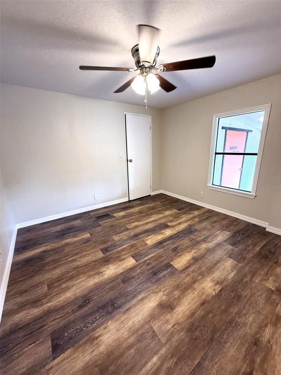 Image 13 of property listing at 2055 S FLORAL AVENUE 214, Bartow, FL 33830