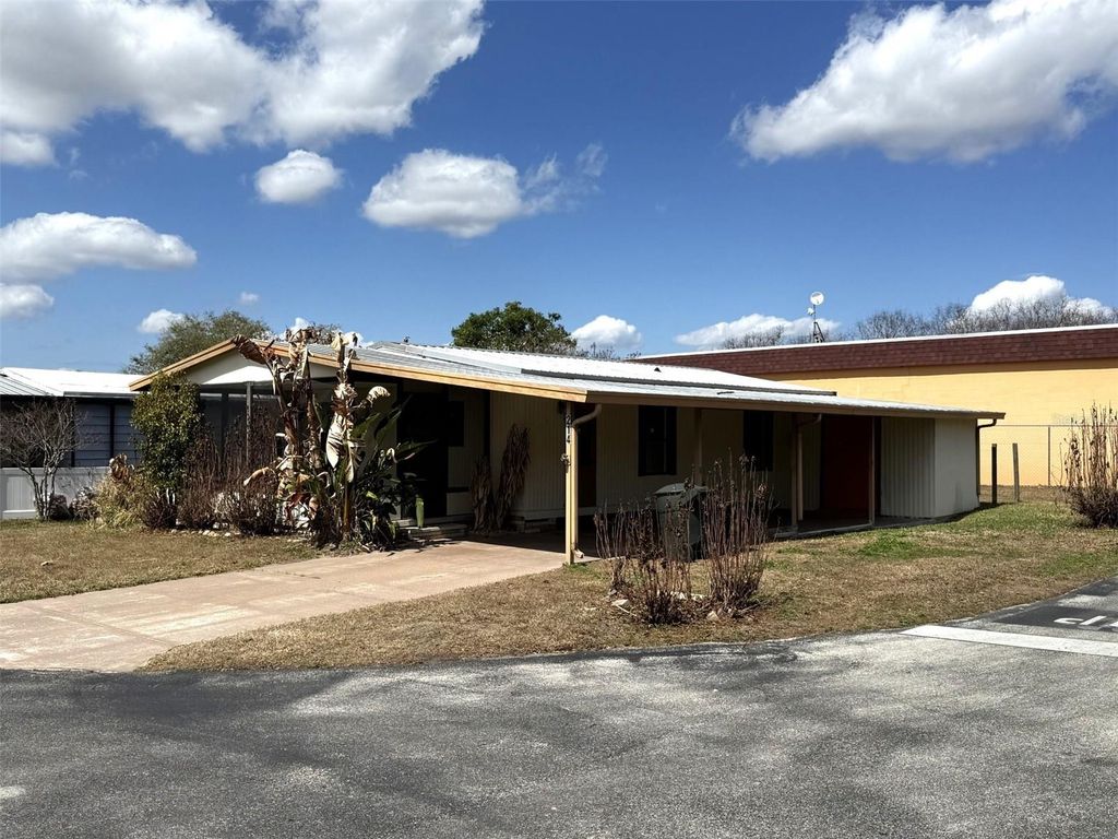 Image 19 of property listing at 2055 S FLORAL AVENUE 214, Bartow, FL 33830