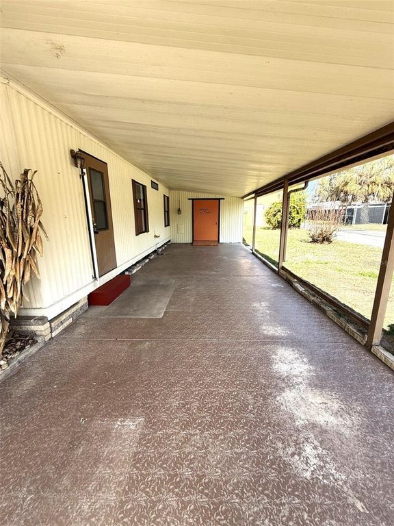 Image 20 of property listing at 2055 S FLORAL AVENUE 214, Bartow, FL 33830