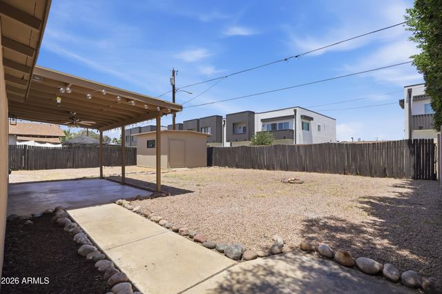 1818 E MONTEREY Way, Phoenix, AZ 85016