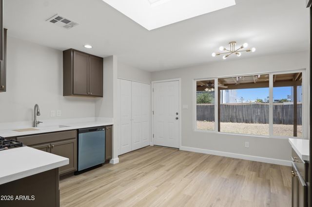 1818 E MONTEREY Way, Phoenix, AZ 85016