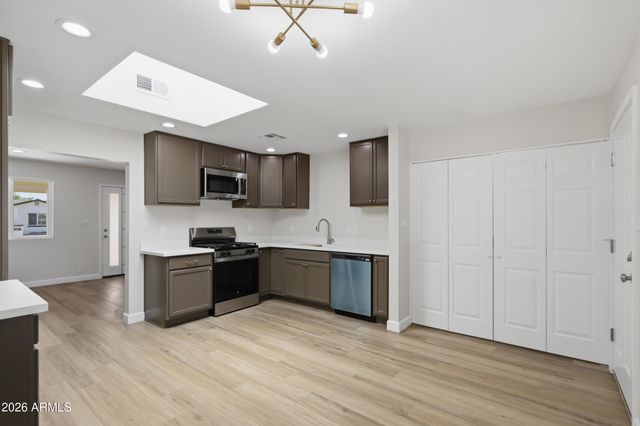 1818 E MONTEREY Way, Phoenix, AZ 85016