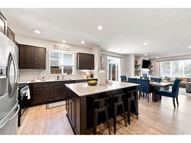 16100 Nw PRISTINE Ln, Portland, OR 97229
