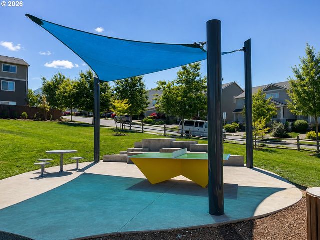 16100 Nw PRISTINE Ln, Portland, OR 97229