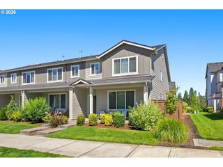 16100 Nw PRISTINE Ln, Portland, OR 97229