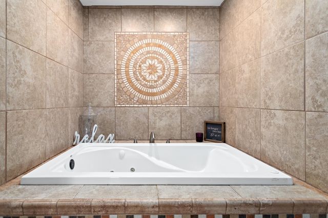 270 Jane, Bridge City, TX 77611