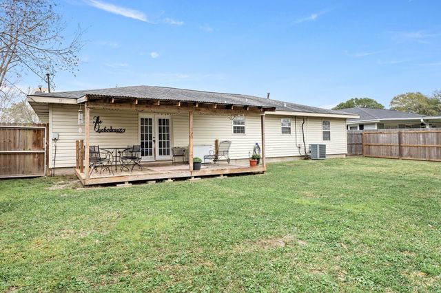 270 Jane, Bridge City, TX 77611