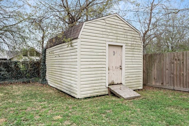 270 Jane, Bridge City, TX 77611