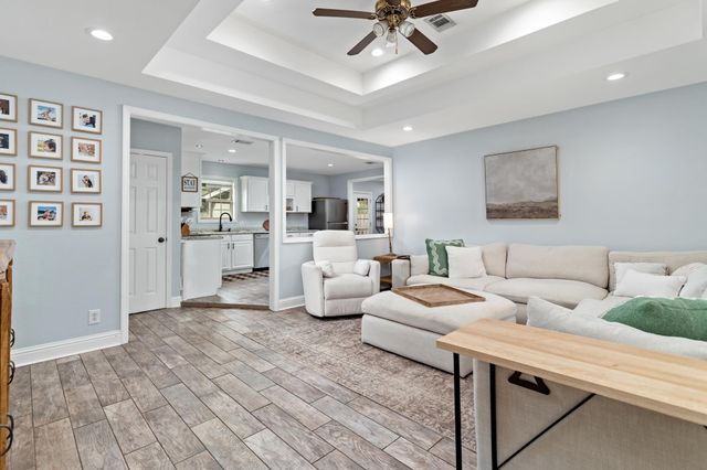 270 Jane, Bridge City, TX 77611