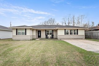 270 Jane, Bridge City, TX 77611