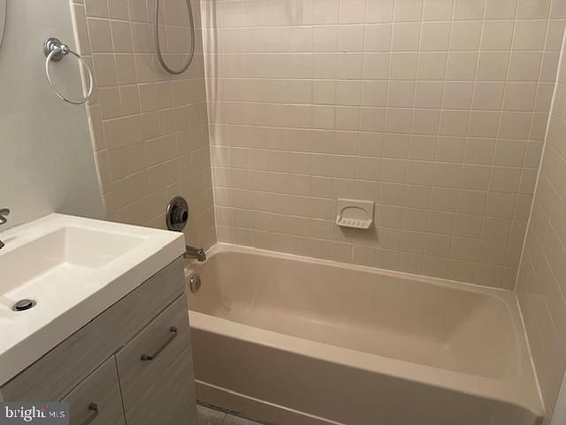 73 WINCHESTER DR, East Windsor, NJ 08520
