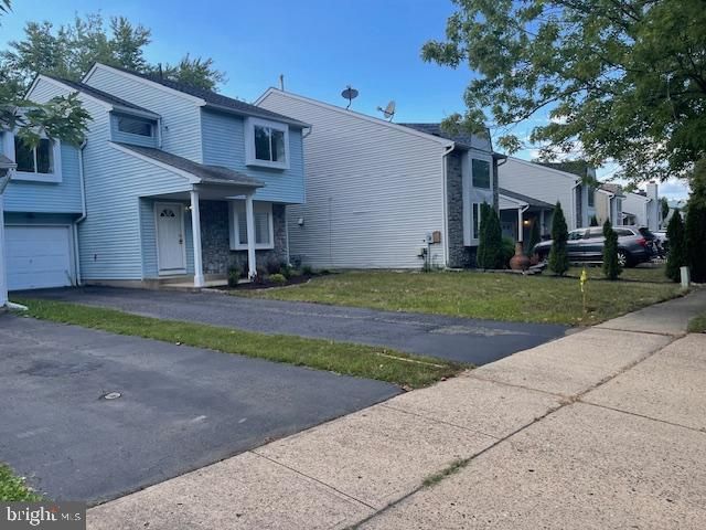73 WINCHESTER DR, East Windsor, NJ 08520