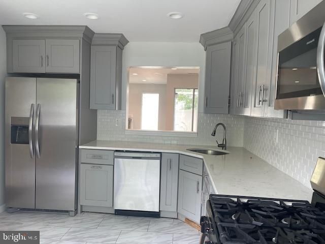 73 WINCHESTER DR, East Windsor, NJ 08520
