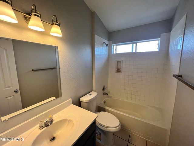 11013 THATCHER POND Lane, El Paso, TX 79934