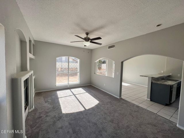 11013 THATCHER POND Lane, El Paso, TX 79934