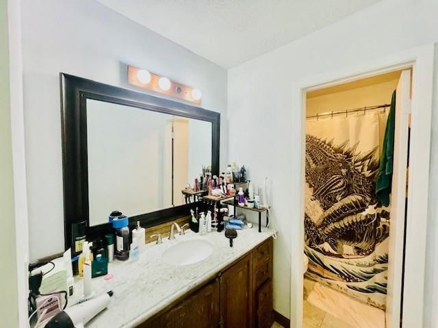2122 Clemson Drive, Katy, TX 77493