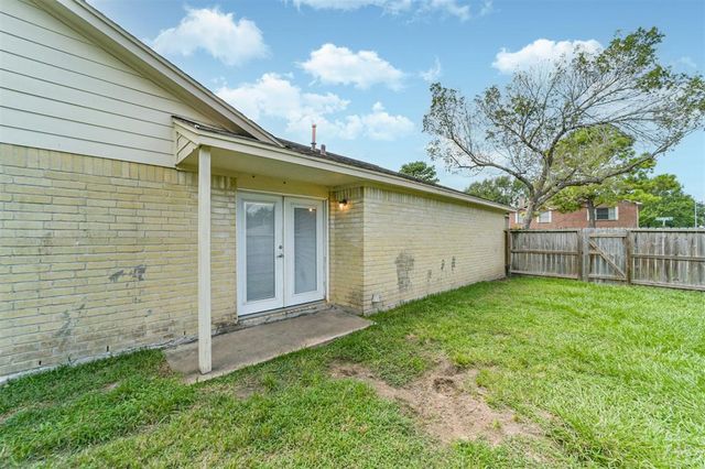 2122 Clemson Drive, Katy, TX 77493