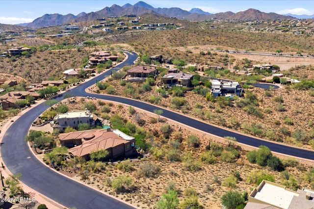 10043 N PALISADES Boulevard 10, Fountain Hills, AZ 85268