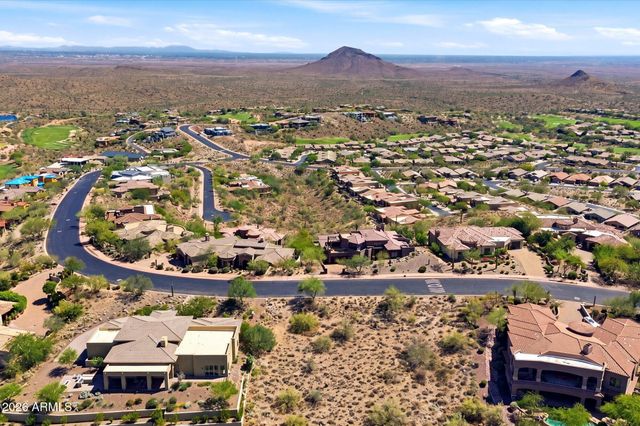 10043 N PALISADES Boulevard 10, Fountain Hills, AZ 85268