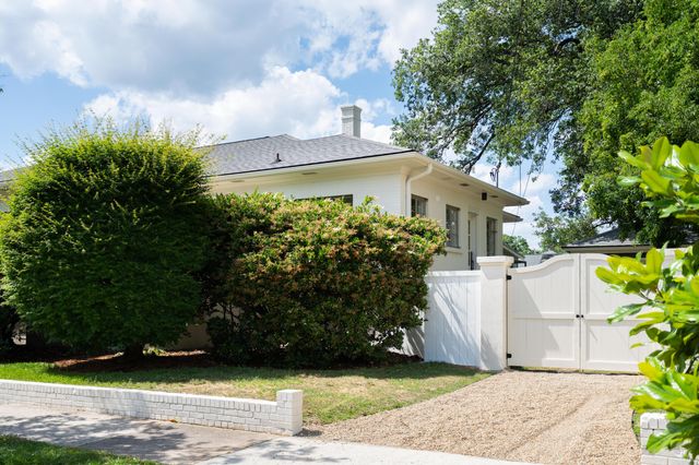 924 Ashley Avenue, Charleston, SC 29403