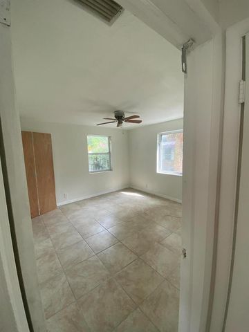 707 45TH Street, West Palm Beach, FL 33407