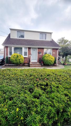 7 E Jefferson Avenue 2, Mineola, NY 11501