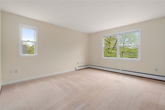 43 Blue Grass Drive, Middletown, RI 02842