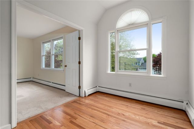 43 Blue Grass Drive, Middletown, RI 02842