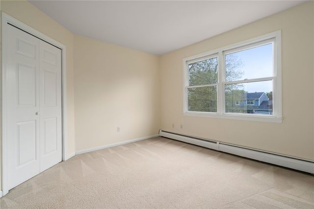43 Blue Grass Drive, Middletown, RI 02842