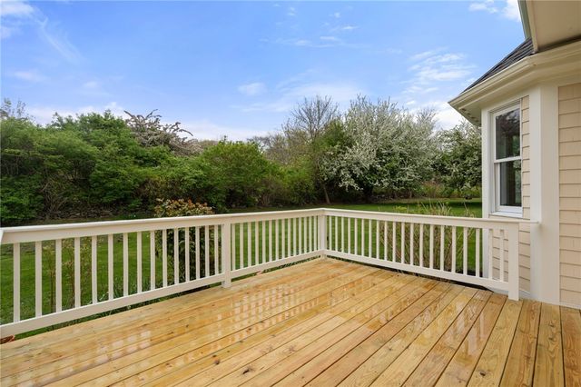 43 Blue Grass Drive, Middletown, RI 02842