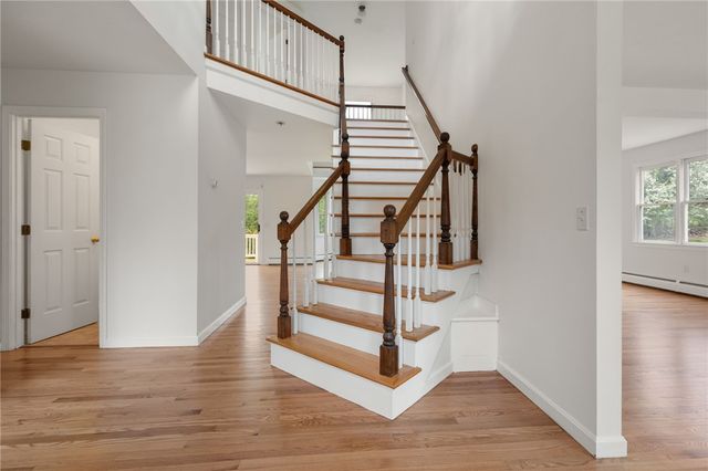 43 Blue Grass Drive, Middletown, RI 02842