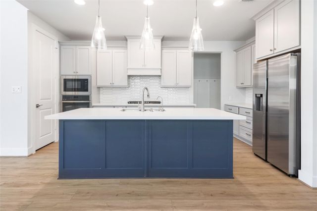 117 Shadduck WAY, Liberty Hill, TX 78642