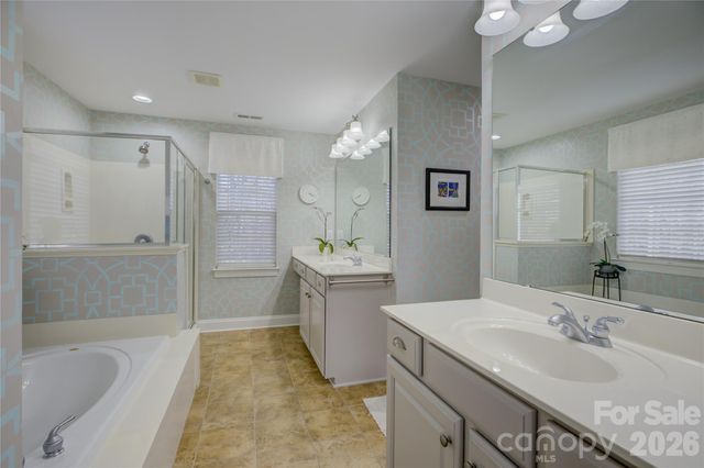 14014 Grand Traverse Drive, Charlotte, NC 28278