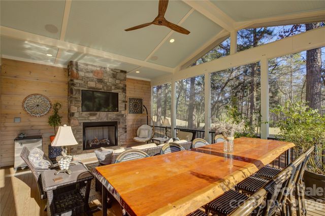 14014 Grand Traverse Drive, Charlotte, NC 28278