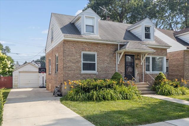 9431 Jefferson Avenue, Brookfield, IL 60513