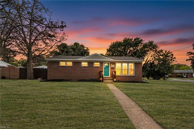 8069 Lynnbrook DR, Norfolk, VA 23518