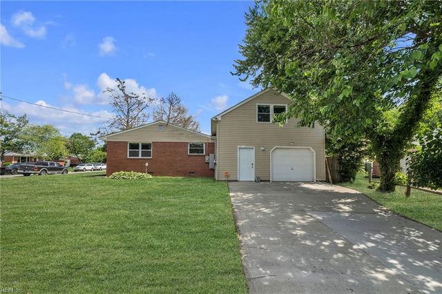 8069 Lynnbrook DR, Norfolk, VA 23518